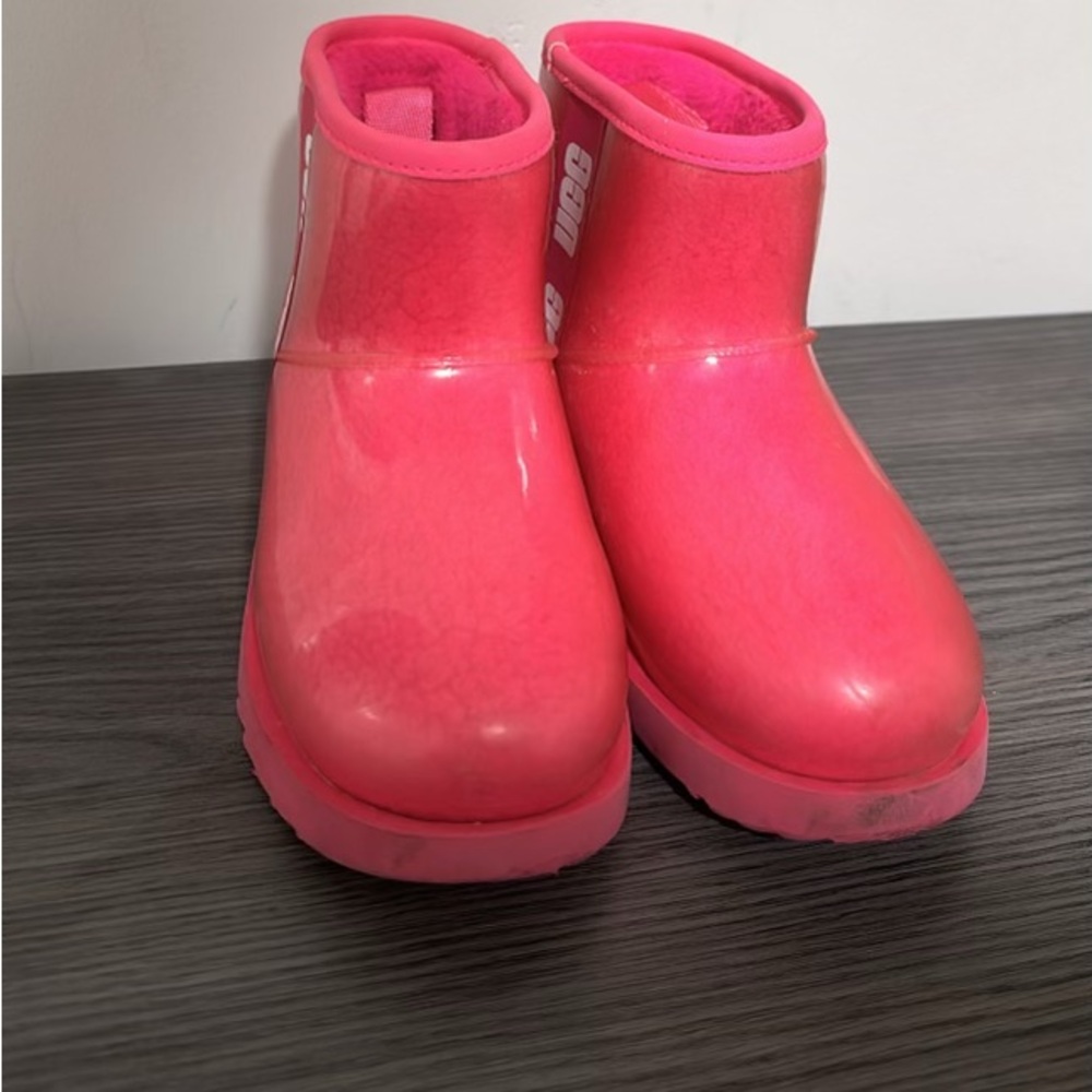 Pink Ugg rainboots